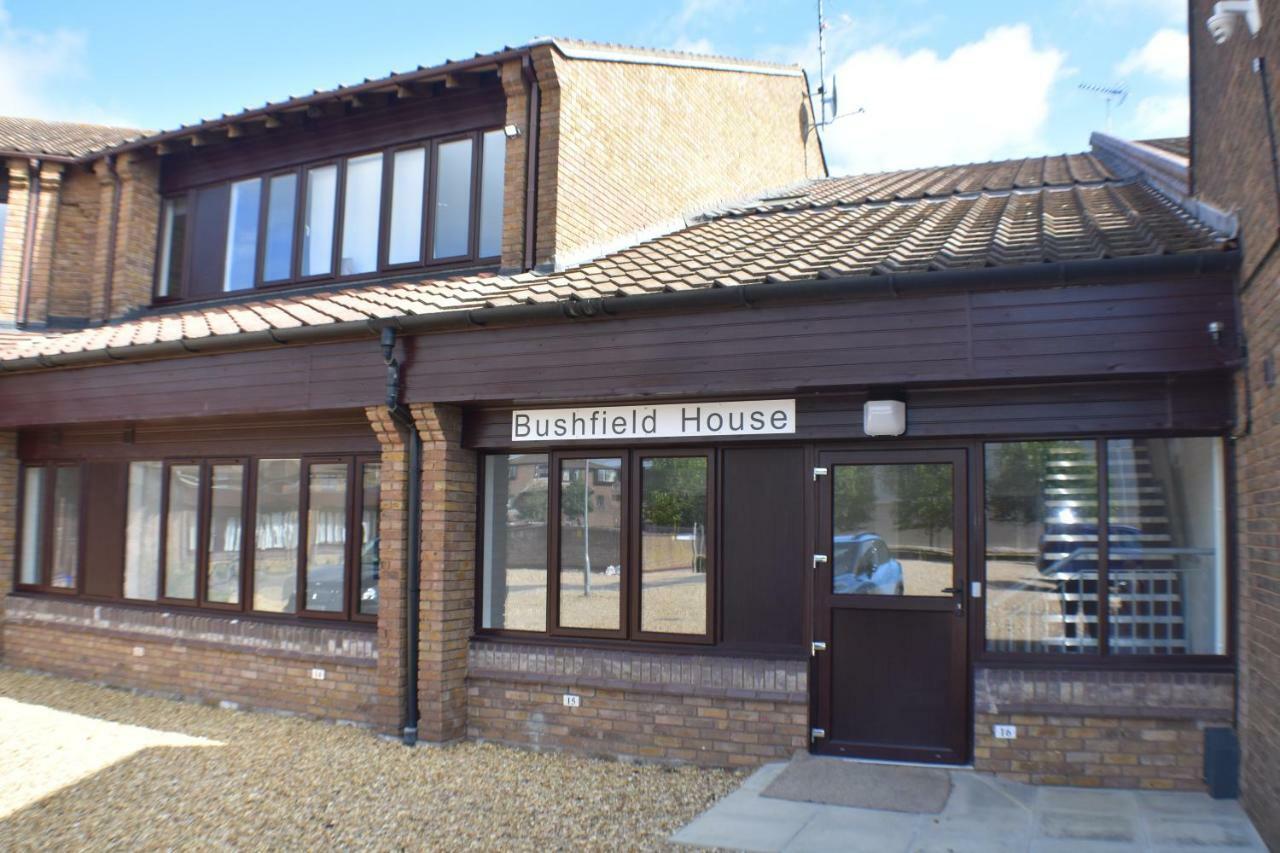 ピーターバラBushfield Houseアパートメント エクステリア 写真
